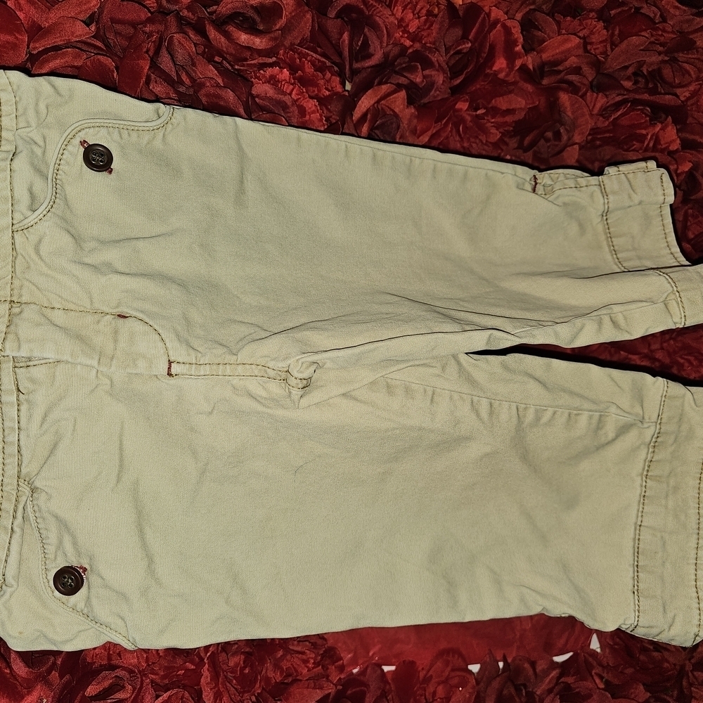 Girls Size Small Cream Capri Pants with Button Accents / Adjustable Waistband